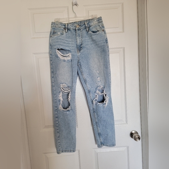 Aero Premium Air High Rise Destroyed Mom Jean Aeropostale - Picture 2 of 12